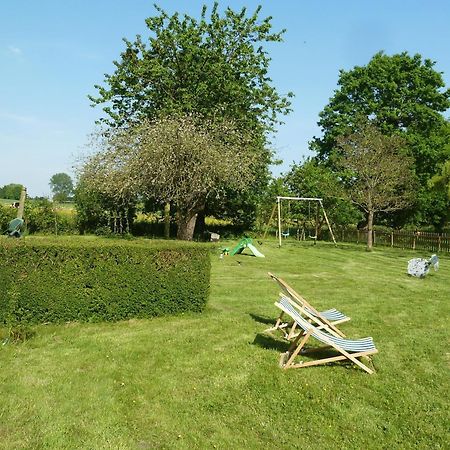 B&B L'Atelier Du Presbytere Saint-Maugan 외부 사진