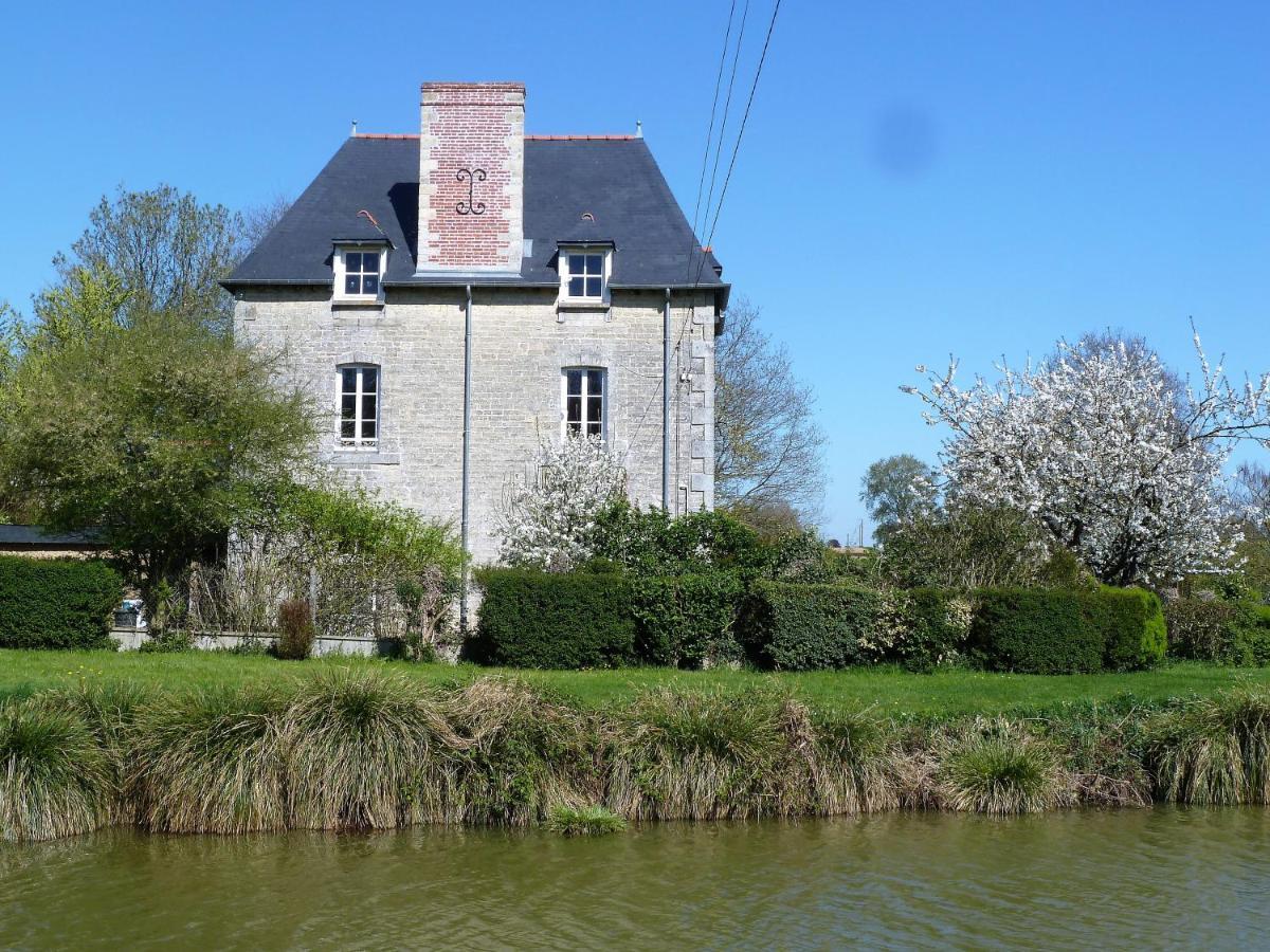B&B L'Atelier Du Presbytere Saint-Maugan 외부 사진
