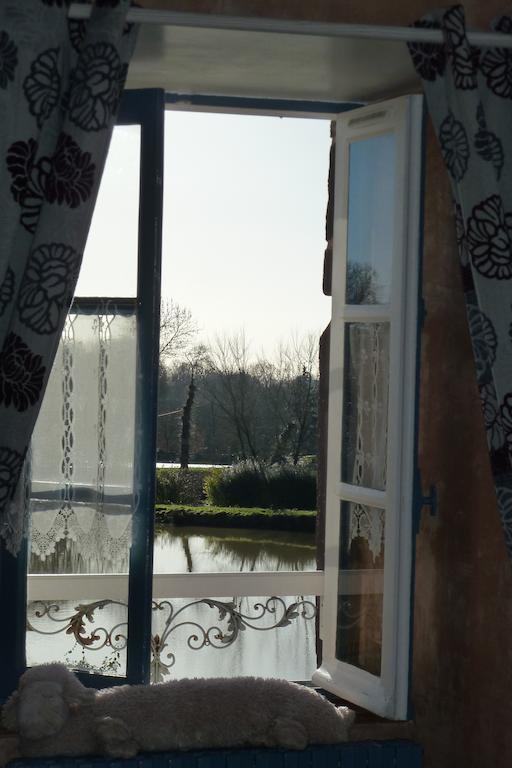 B&B L'Atelier Du Presbytere Saint-Maugan 객실 사진