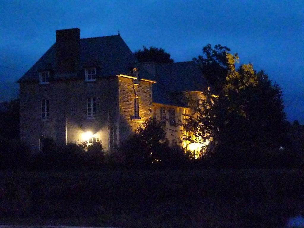 B&B L'Atelier Du Presbytere Saint-Maugan 외부 사진