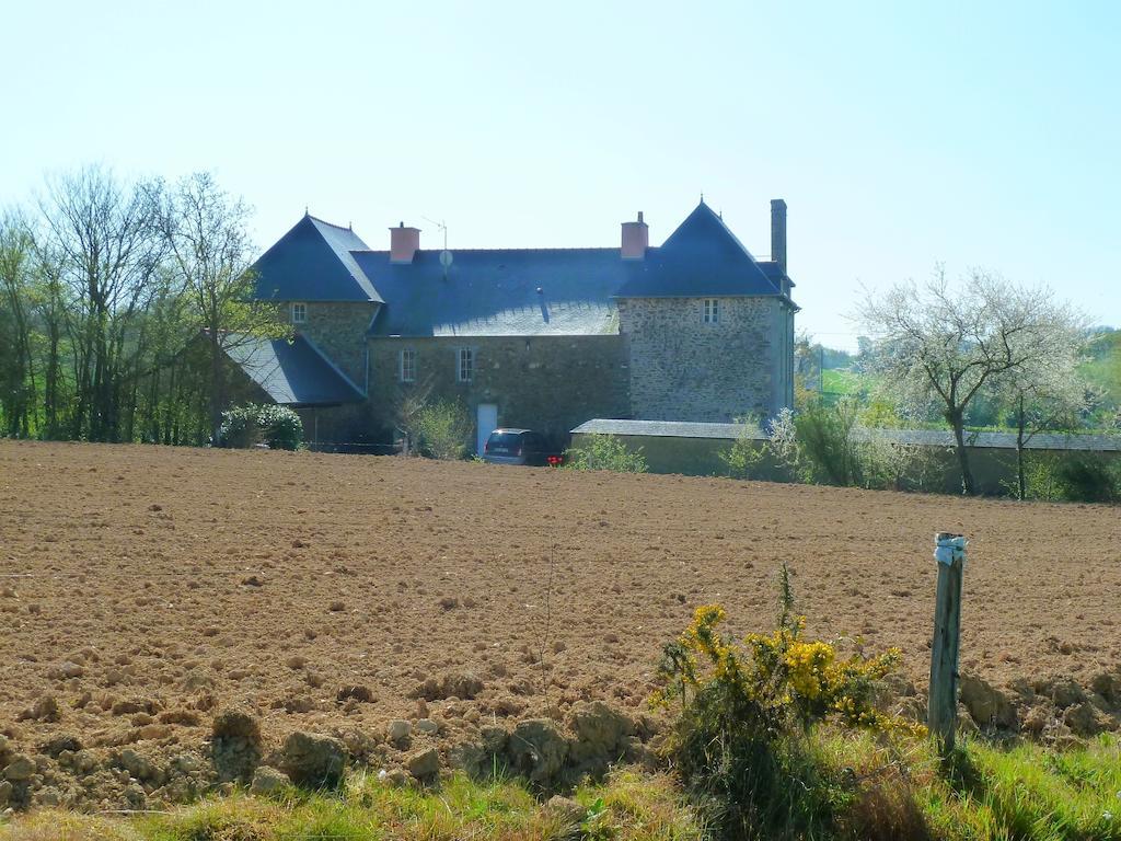 B&B L'Atelier Du Presbytere Saint-Maugan 외부 사진