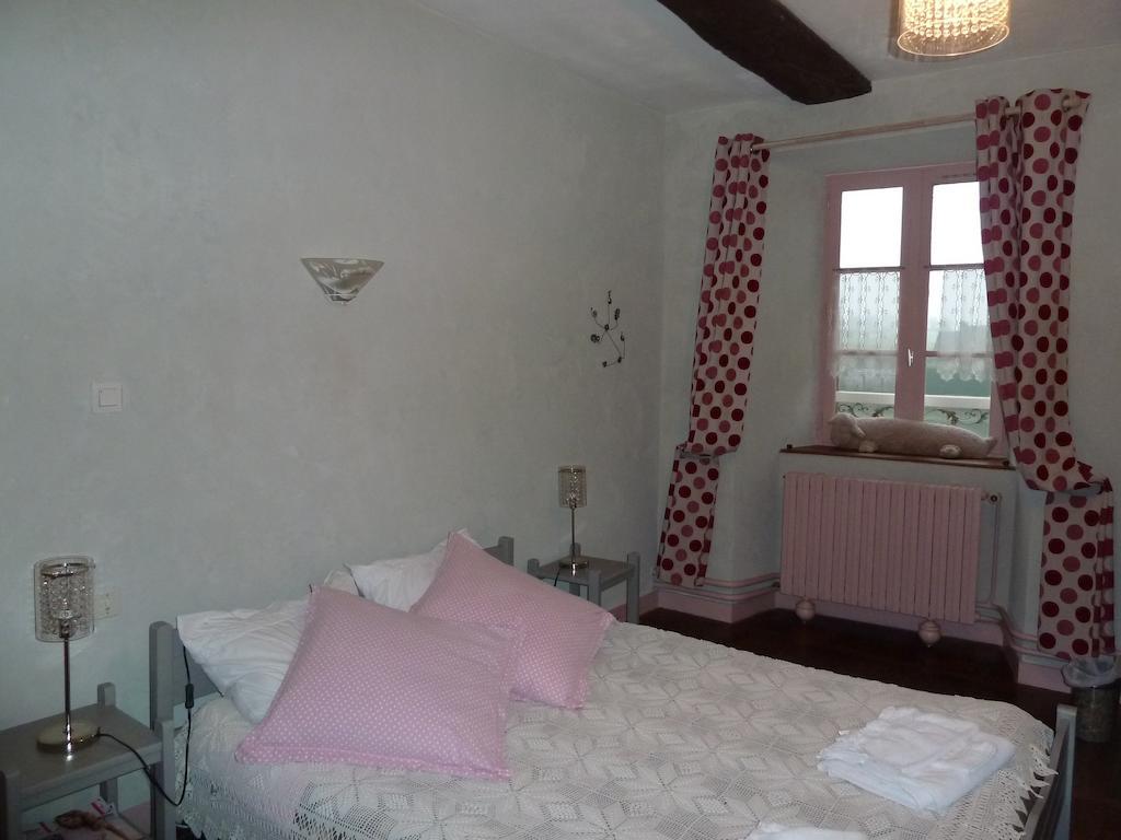 B&B L'Atelier Du Presbytere Saint-Maugan 객실 사진